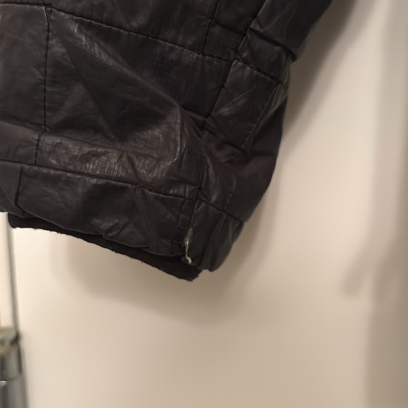 Black Patagonia Nano Puff Boys Winter Jacket size medium (10 years) - Picture 5 of 9